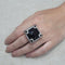 Bague 55 Bague en or blanc 18 carats avec onyx et diamants 58 Facettes S207