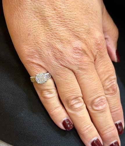 Bague 49 Bague en or blanc 18 carats sertie de diamants 58 Facettes