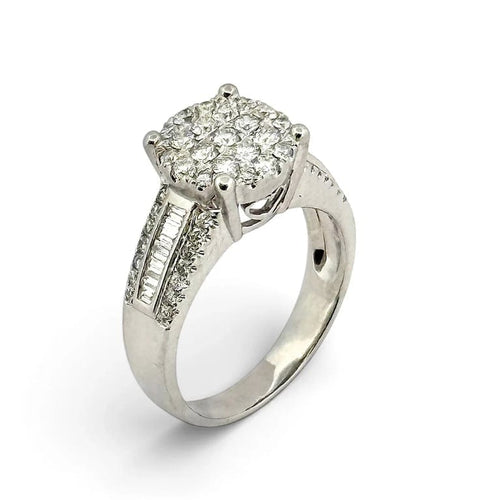 Bague 49 Bague en or blanc 18 carats sertie de diamants 58 Facettes