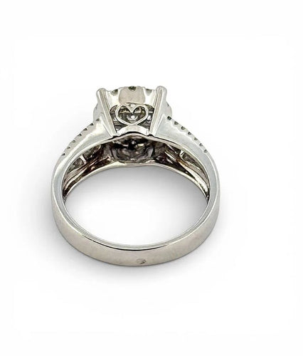Bague 49 Bague en or blanc 18 carats sertie de diamants 58 Facettes