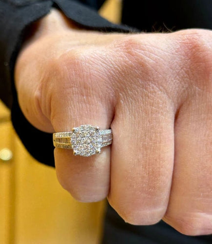 Bague 49 Bague en or blanc 18 carats sertie de diamants 58 Facettes