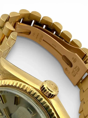 Montre Rolex Day-Date 1803 vintage - Montre en or jaune 18 carats, cadran tritium 58 Facettes