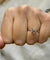 Bague 50 De Beers Corsage - Bague en or blanc 18 carats et diamants 58 Facettes