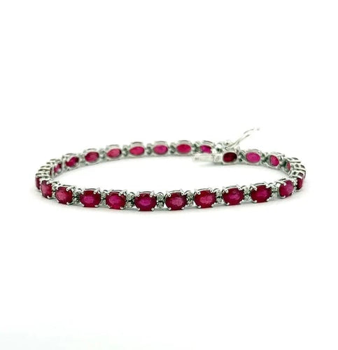 Bracelet Bracelet en or blanc 18 carats avec rubis et diamants 58 Facettes