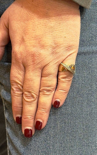 Bague 52 Bague en or jaune 18 carats sertie de diamants 58 Facettes