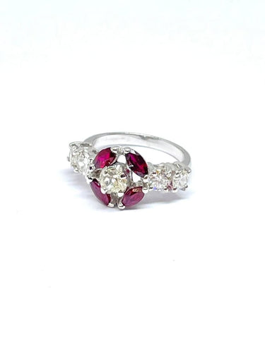 Bague 50 Duo de bagues - Bagues en or blanc avec diamants, rubis et saphirs 58 Facettes
