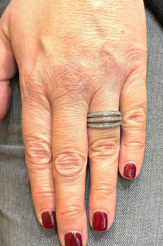Bague 54 Bague 2 lignes de diamants en or blanc 18 carats 58 Facettes
