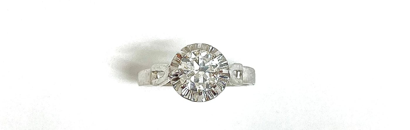 Bague 55 Solitaire - Bague en or blanc 18 carats et platine avec diamant 0,91 ct 58 Facettes