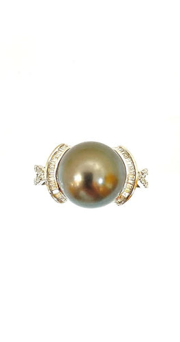 Bague 54 Bague en or blanc 18 carats avec perle de Tahiti et diamants 58 Facettes