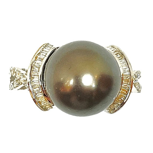 Bague 54 Bague en or blanc 18 carats avec perle de Tahiti et diamants 58 Facettes