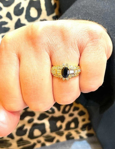 Bague 52 Bague en or jaune 18 carats avec saphir ovale et diamants 58 Facettes