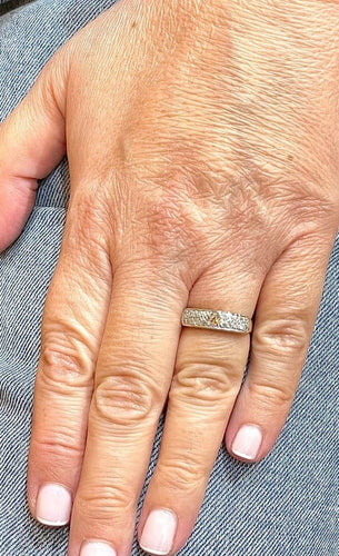 Bague 52 Demi-alliance ancienne - Bague en or blanc 18 carats et diamants 58 Facettes