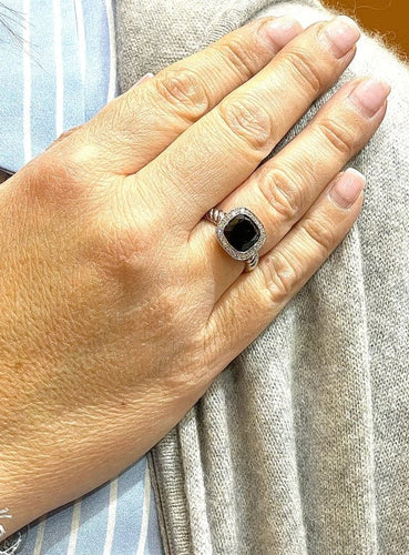 Bague 54 Bague en or blanc 18 carats avec onyx et diamants 58 Facettes