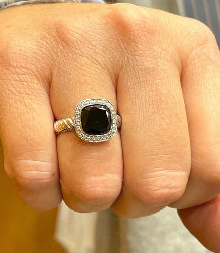Bague 54 Bague en or blanc 18 carats avec onyx et diamants 58 Facettes