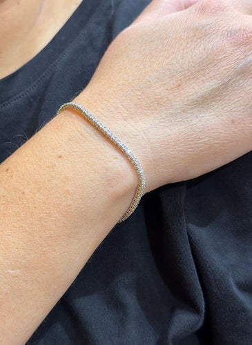 Bracelet Bracelet tennis rivière en or blanc 18 carats et diamants 58 Facettes