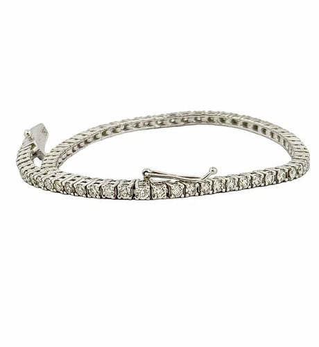 Bracelet Bracelet tennis rivière en or blanc 18 carats et diamants 58 Facettes