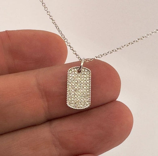 Collier Chaîne et pendentif plaque en or blanc 18 carats et diamants 58 Facettes