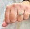 Bague 55 Bague marguerite ancienne en or blanc 18 carats et diamants 58 Facettes