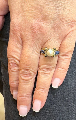 Bague 50 Korloff - Bague en or jaune 18 carats, perle et diamants 58 Facettes