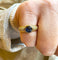 Bague 51 Bague jonc ancienne en or jaune avec saphir et diamants 58 Facettes
