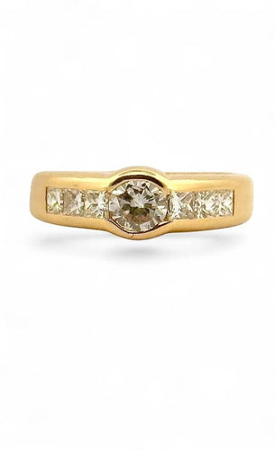 Bague 54 Solitaire - Bague en or jaune 18 carats et diamants 58 Facettes