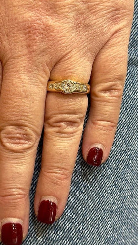 Bague 54 Solitaire - Bague en or jaune 18 carats et diamants 58 Facettes
