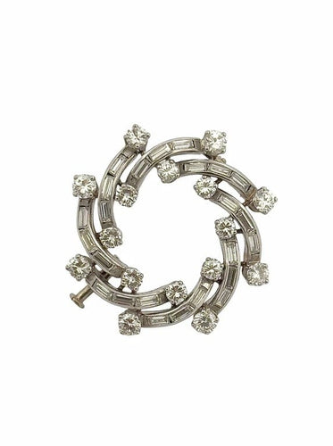 Broche Broche ancienne cyclone en or blanc 18 carats et diamants 58 Facettes