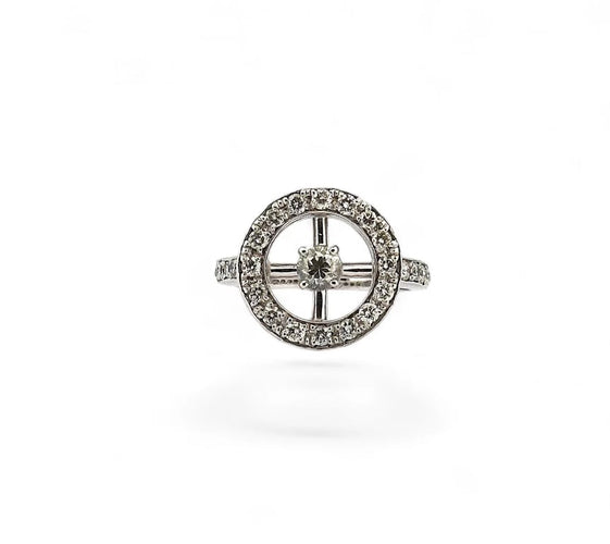 Bague 52 Bague ancienne en or blanc 18 carats avec diamants 58 Facettes