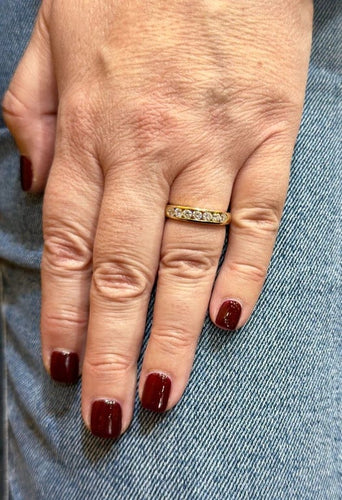 Bague 55 Demi-alliance - Bague en or jaune 18 carats et diamants 58 Facettes