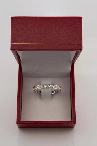 Bague 59 Alliance vintage tour complet en platine 950 et diamants 58 Facettes