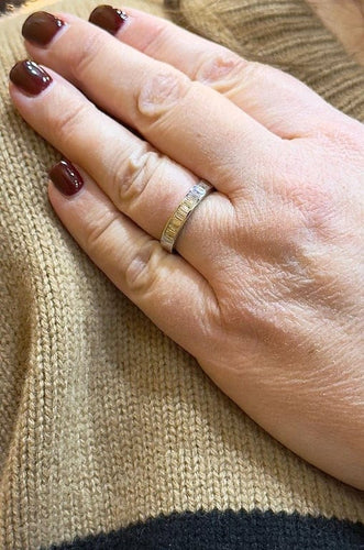 Bague 53 Demi-alliance - Bague en or blanc 18 carats et diamants baguette 58 Facettes