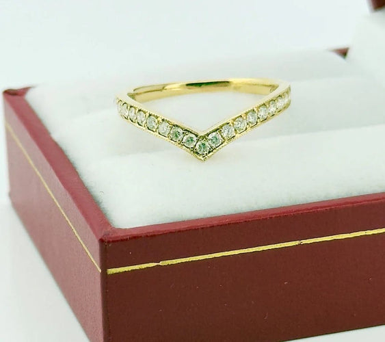 Bague 52 Bague en or jaune 18 carats et diamants 58 Facettes