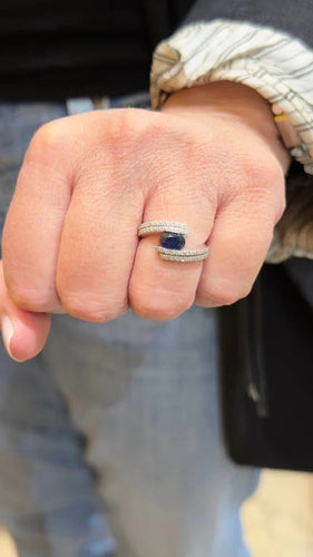 Bague 53 Bague croisée saphir et diamants en or blanc 18 carats 58 Facettes