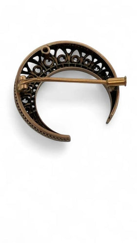 Broche Broche Napoléon III croissant de lune en or 18 carats, argent et diamants 58 Facettes