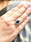 Bague 55 Bague fleur en or blanc, saphir de Ceylan non chauffé et diamants 58 Facettes