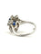 Bague 55 Bague fleur en or blanc, saphir de Ceylan non chauffé et diamants 58 Facettes