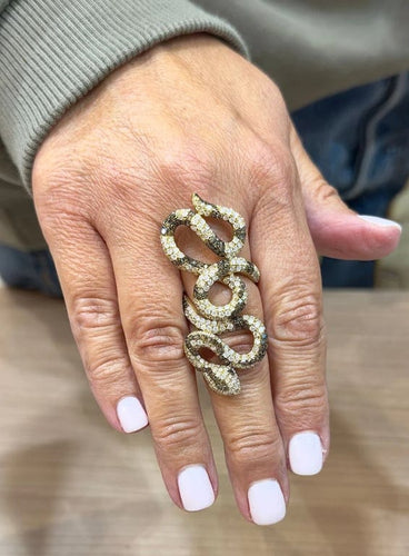 Bague 55 Bague serpent en or jaune 18 carats et diamants 58 Facettes