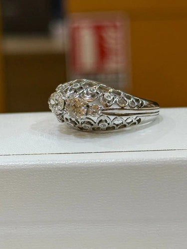 Bague 60 Bague ancienne ajourée en or blanc et diamants 58 Facettes