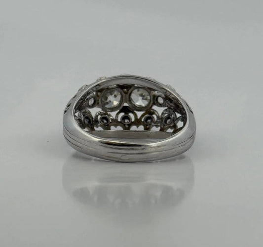 Bague 60 Bague ancienne ajourée en or blanc et diamants 58 Facettes