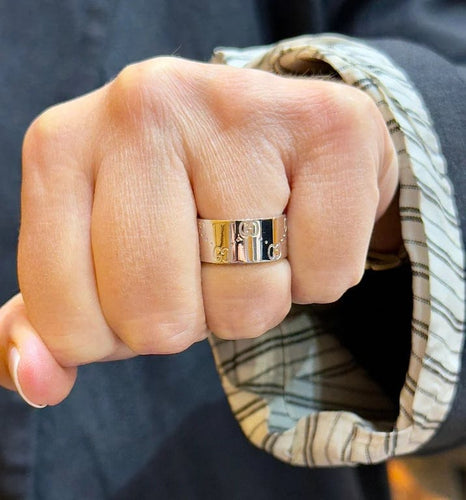 Bague 52 Gucci - Alliance en or blanc 18 carats 58 Facettes