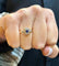 Bague 57 Bague marguerite ancienne en or jaune 18 carats, diamants et saphir 58 Facettes