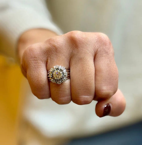 Bague 54 Bague marguerite ancienne - Diamants en or blanc 18 carats 58 Facettes