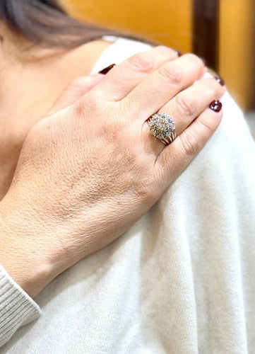 Bague 54 Bague marguerite ancienne - Diamants en or blanc 18 carats 58 Facettes