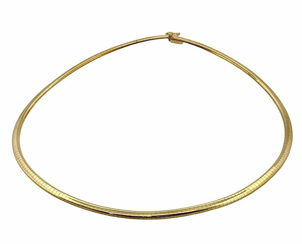 Collier Collier maille Oméga semi-rigide en or jaune 18 carats 58 Facettes