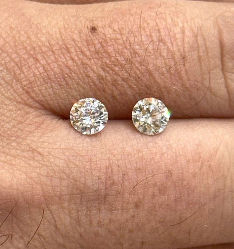 Boucles d'oreilles Lot de 2 diamants GIA pour puces d’oreilles 58 Facettes