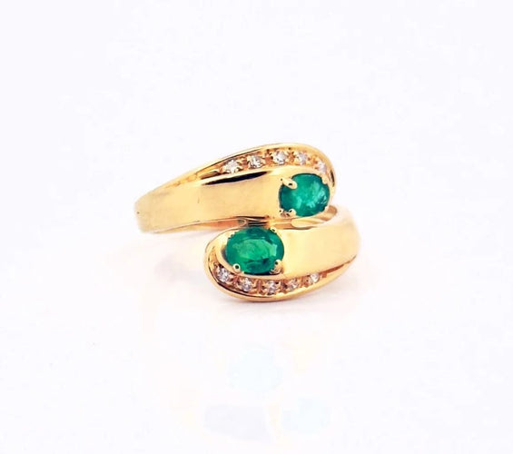 Bague 54 Bague Toi et Moi vintage en or jaune 18 carats, diamants et émeraudes 58 Facettes