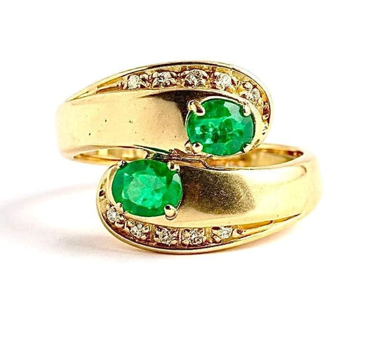 Bague 54 Bague Toi et Moi vintage en or jaune 18 carats, diamants et émeraudes 58 Facettes