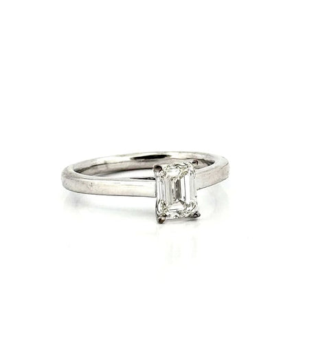 Bague 54 Solitaire - Bague en or blanc 18 carats avec diamant taille émeraude 58 Facettes