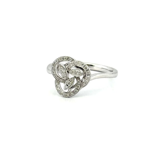 Bague 54 Bague en or blanc 18 carats sertie de diamants 58 Facettes