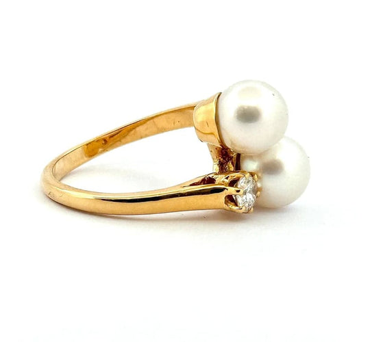 Bague 59 Bague Toi et Moi en or jaune, perles de culture et diamants 58 Facettes